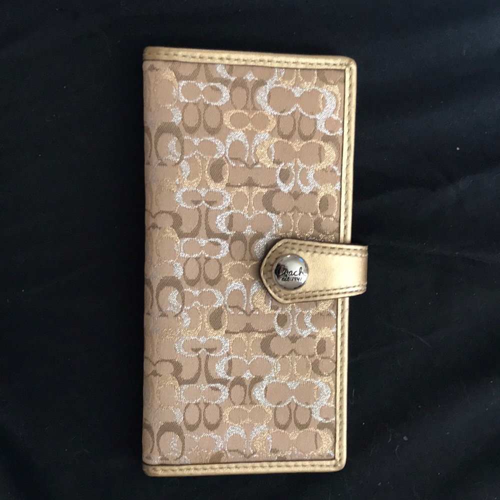 Coach wallet
